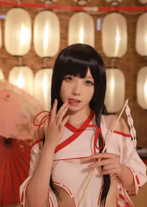 朝霧愛(Asagiriai/愛ちゃん) – 神社巫女 [31P-305MB]