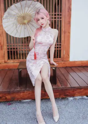 仙女月 – 粉色旗袍 [20P-291MB]