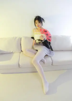 森萝财团 小樱-04E 4K 白丝汉服肚兜 [101P1V-5.54GB]