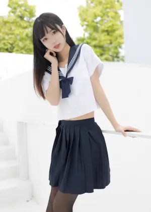 紧急企划 内部-001 一只喵喵梓 黑丝JK制服 [105P-0.97GB]