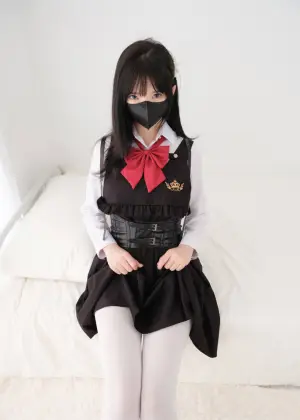 紧急企划 内部-023 见希w 白丝学生服 [85P-372MB]