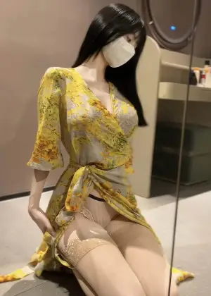 女刺客 –  [微密圈] 黄色战袍 [23P-43.1MB]