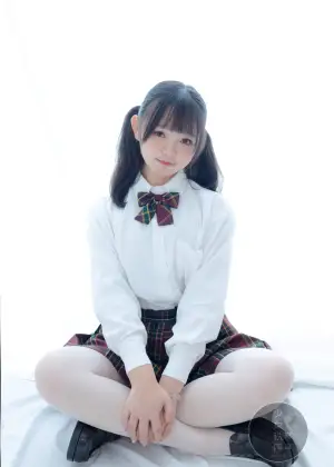 少女秩序 – GR03L 白丝JK制服 [60P-526MB]