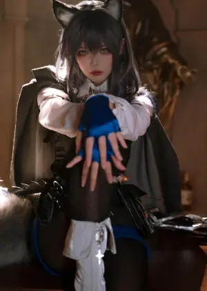 w百合欧皇子w – 切利尼娜 [18P-129MB]