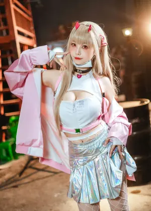 蜜汁猫裘 – 毒蛇 [65P2V-1.19GB]