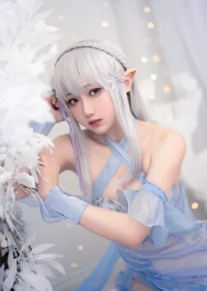 小木曾AYA – Re0爱蜜莉雅 水晶礼服 [19P-73MB]