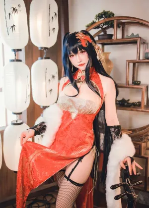 coser衣衣 – 碧蓝航线 大凤旗袍 [34P-113MB]