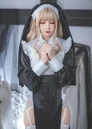 coser衣衣 – 修女 [59P2V-370MB]