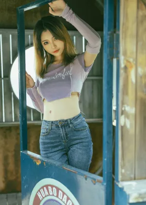 桃良阿宅 – 游玩 [9P-109MB]