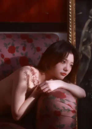 桃良阿宅 – 红桃 [13P-45.1MB]