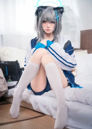 九柒喵 – 体操服白子 [17P-67.6MB]