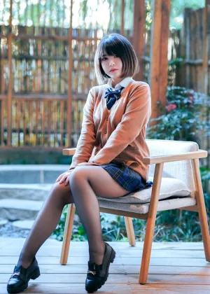 半半子 BANBANKO – 彼女の制服 Vol.02 [58P-169MB]