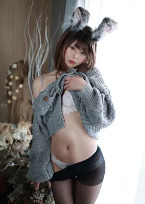 秋野こがね – ROM2 タイツ兽耳娘黑丝 [120P-777MB]
