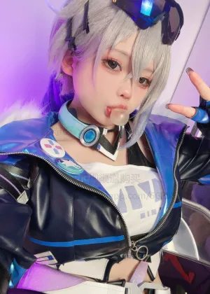 小瑶幺幺 – 银狼自拍版 [64P5V-185MB]