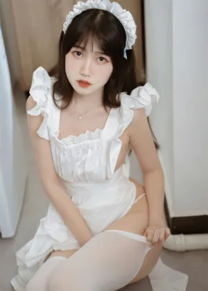 不呆猫 – 厨房小女仆 [35P-212MB]