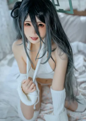 Quan冉有点饿 – 天童爱丽丝同人 [48P-379MB]