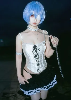 洛桑w伊梓 – 雨后天台 [35P-675MB]