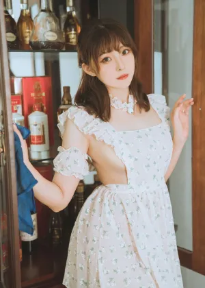 Natsuko_夏夏子 – 碎花围裙 [55P-438MB]