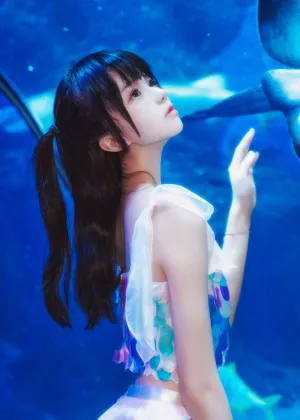 桜桃喵 – 水族馆 [15P-226MB]