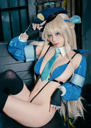 三無人型 – 蔚蓝档案 飞鸟马时同人女警 [41P-327MB]