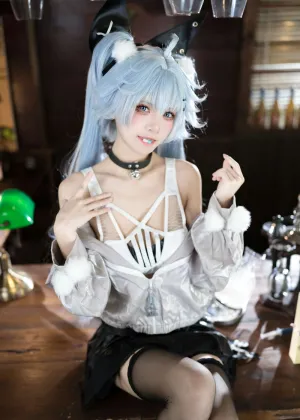 九柒喵 – 少女前线 芙洛伦·药心巧克力 [29P-382MB]