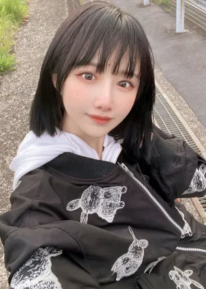 Shika小鹿鹿 – 莎拉自拍集 [30P-130MB]