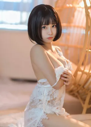 三無人型 – 日落 [32P-108MB]