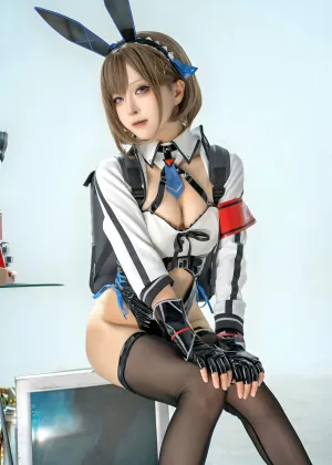 矢量鱼 – 外卖兔女郎 小葵 [40P-189MB]