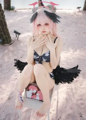 九柒喵 – 碧蓝航线 小春泳装 [27P-133MB]