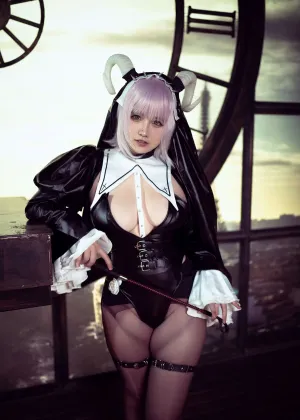 阿半今天很开心 – 开裆裤恶魔 [75P2V-136MB]