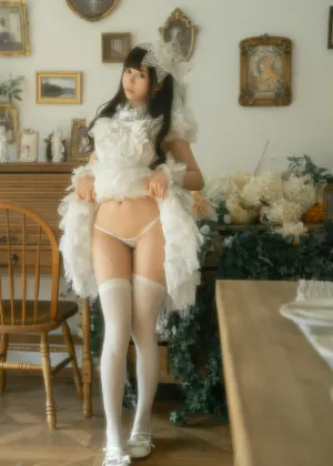 铁手叫兽 – 出嫁的小蛋糕 [20P1V-1.39GB]